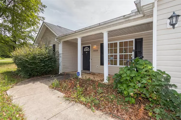 Pendleton, SC 29670,1225 Massey RD