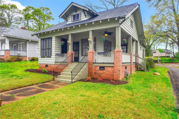 Anderson, SC 29621,703 E Calhoun ST