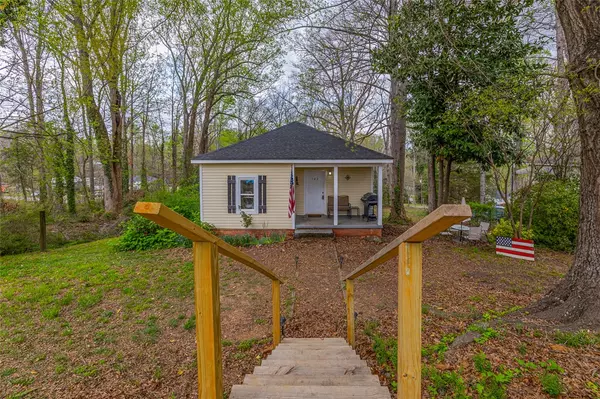 Easley, SC 29640,123 Cobb ST