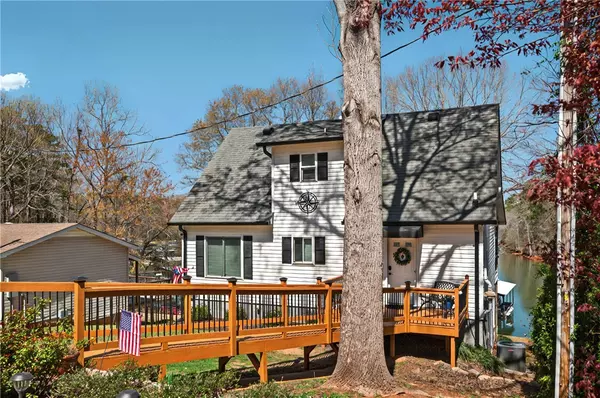 Townville, SC 29689,910 Dogwood LN