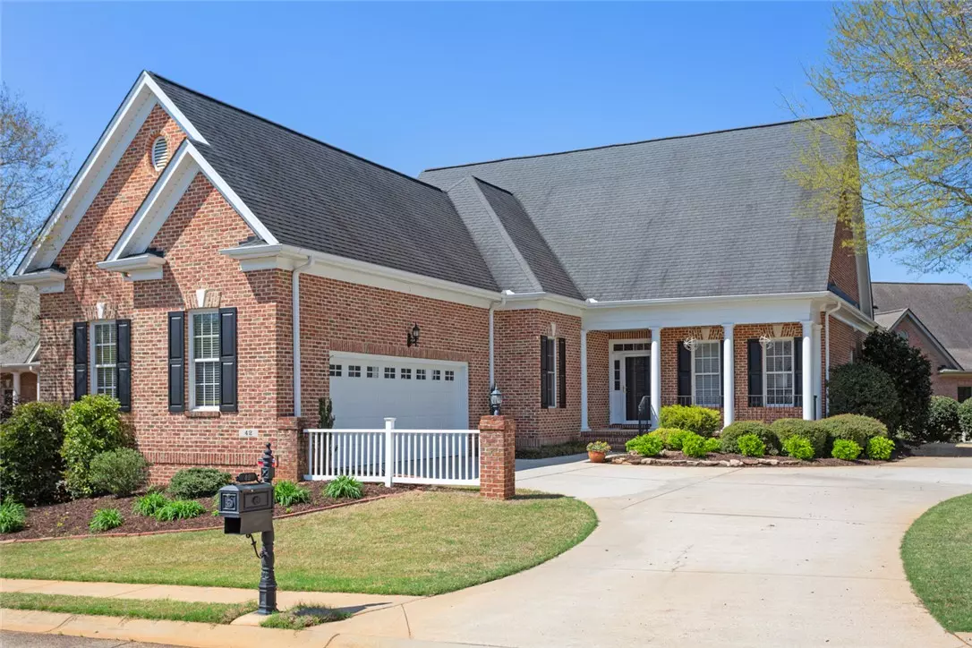 Seneca, SC 29672,42 Angus Run