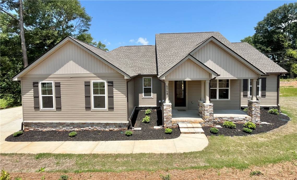 606B Parkwood DR, Anderson, SC 29625