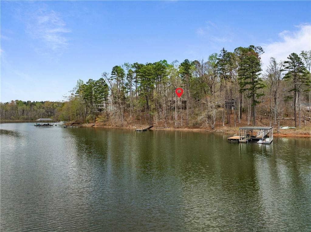 Westminster, SC 29693,121 Lake Breeze LN