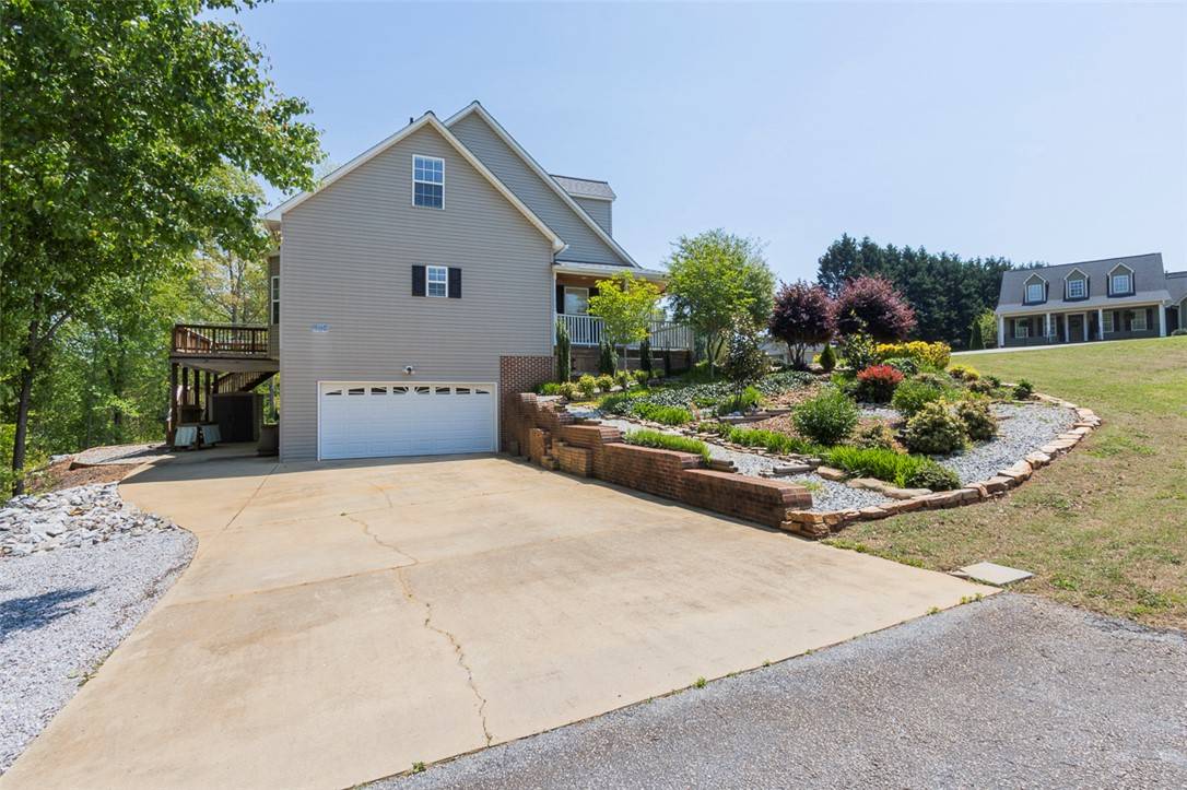 Piedmont, SC 29673,401 Woodson RD