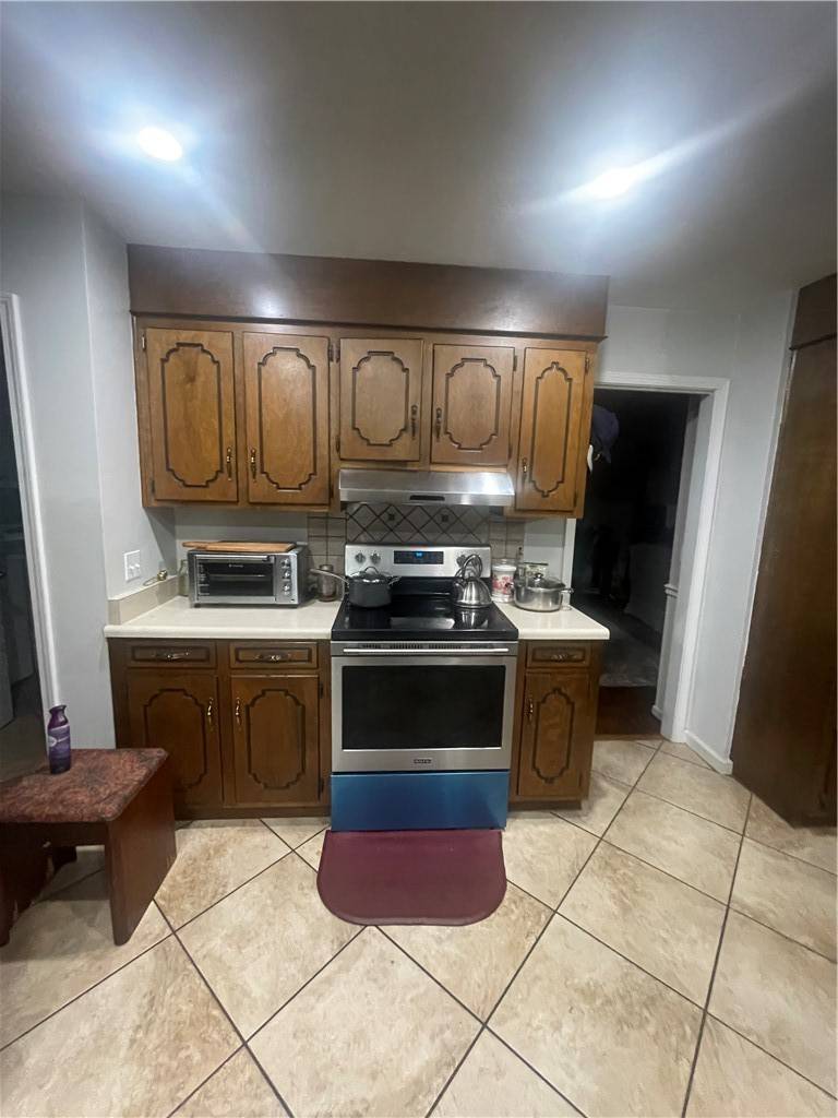 Clemson, SC 29631,107 Ashley RD