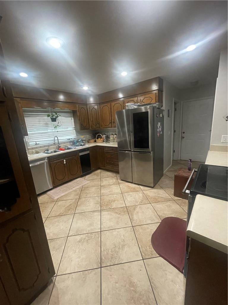 Clemson, SC 29631,107 Ashley RD