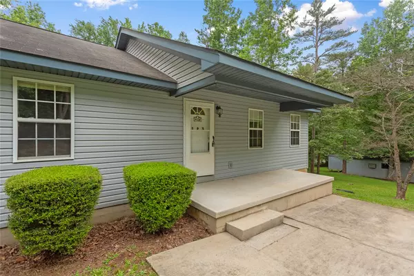 123 Sequayah DR, Fair Play, SC 29643