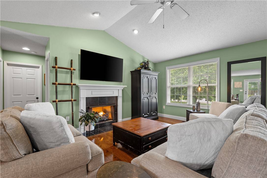 Seneca, SC 29672,436 Chetola RD