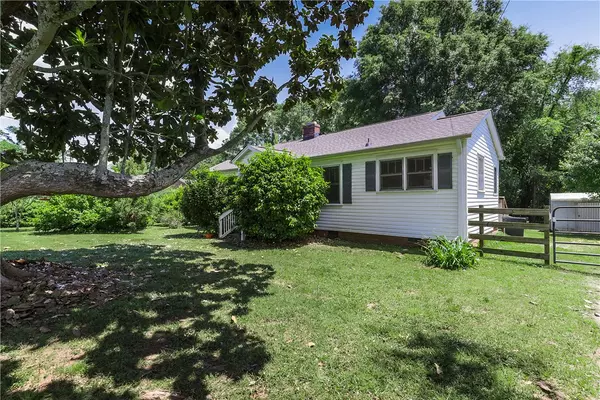 Pendleton, SC 29670,420 E Queen ST