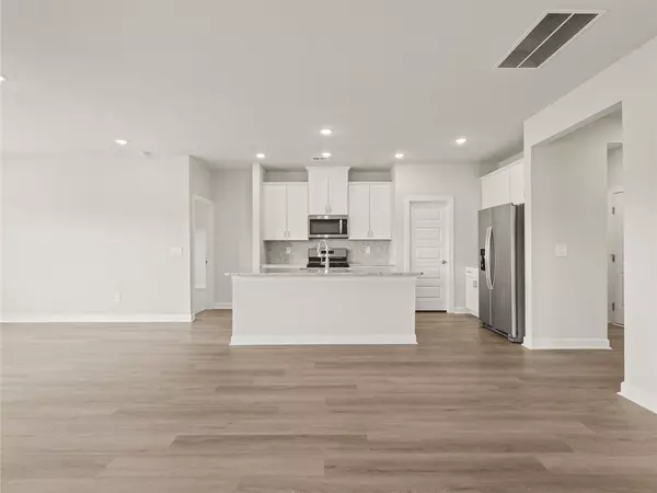 Woodruff, SC 29388,483 Harben DR