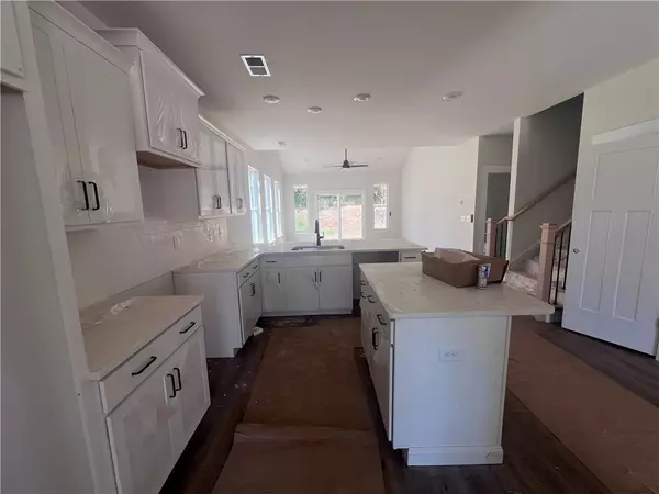 Anderson, SC 29621,117 Beaverdam Creek RD