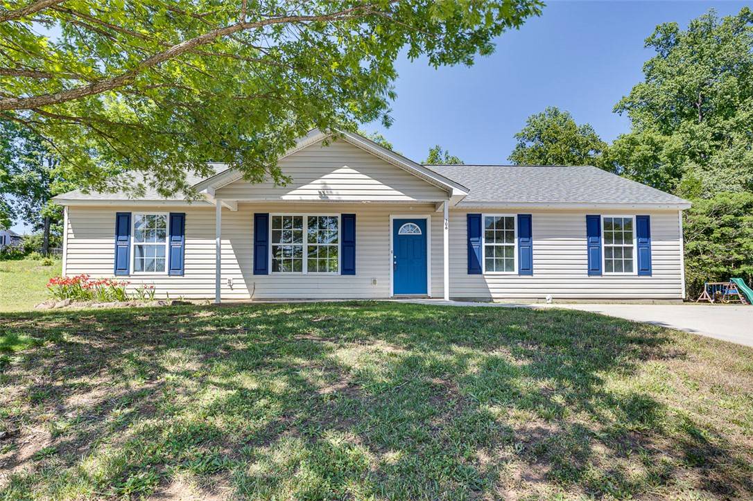 106 Goldfinch CT, Piedmont, SC 29673