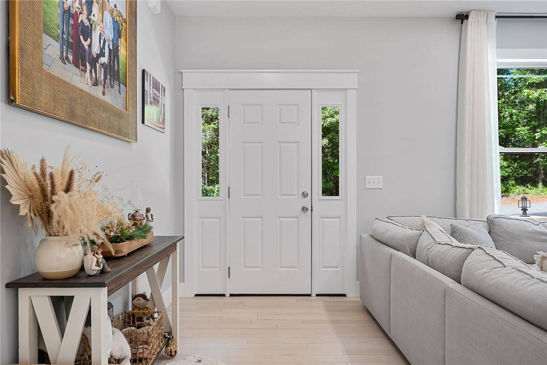 Townville, SC 29689,103 Benjamin DR