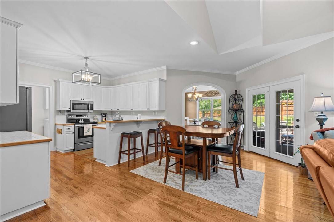 Easley, SC 29642,110 Red Maple CIR