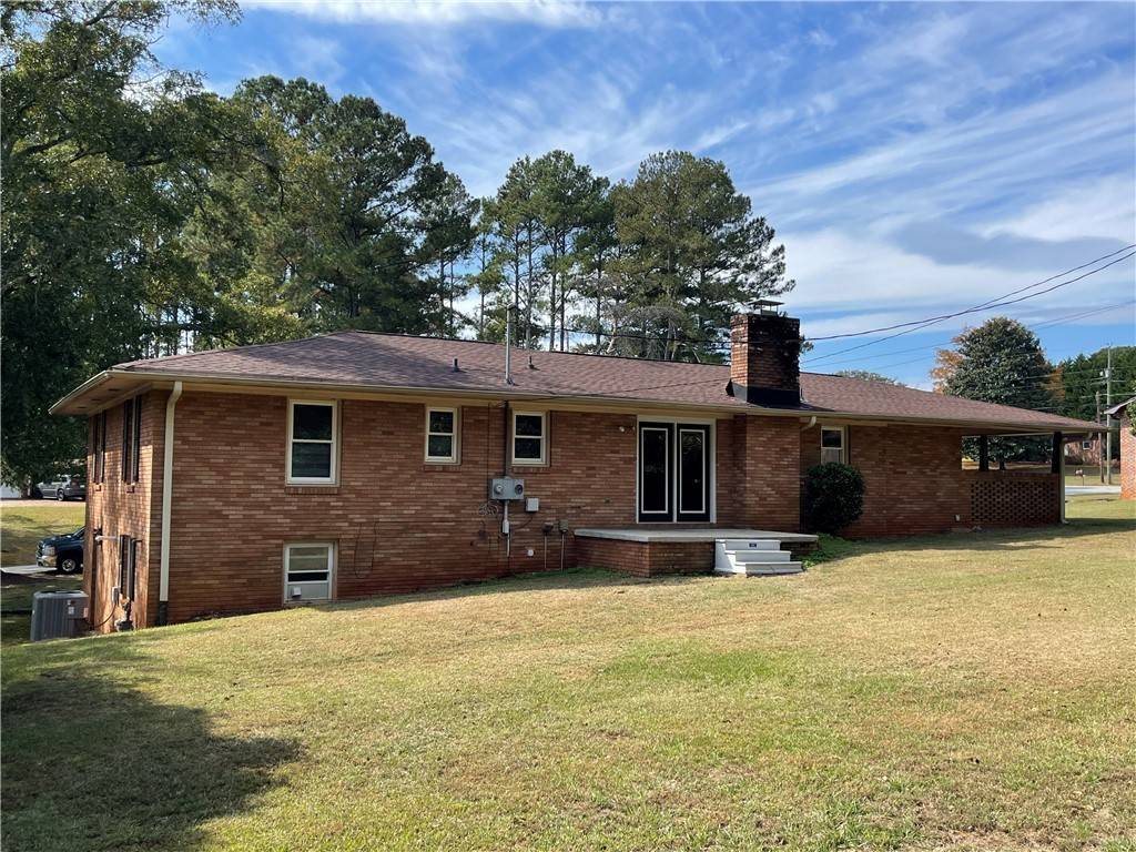 Seneca, SC 29672,202 Mahaffey DR