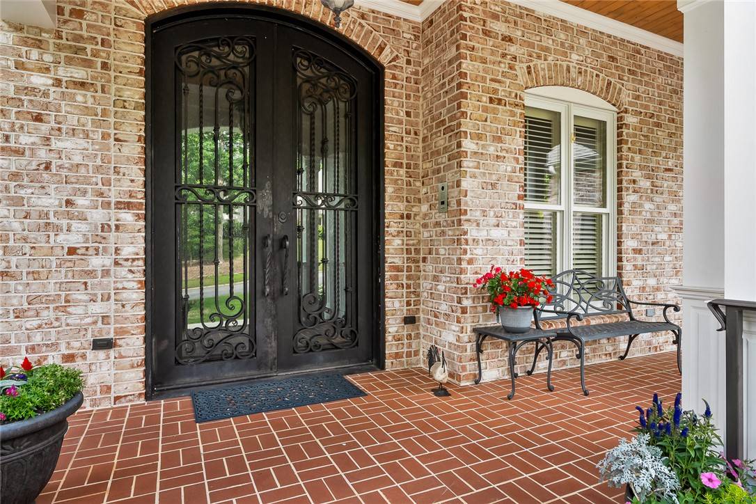 Anderson, SC 29621,309 Avenue of Oaks