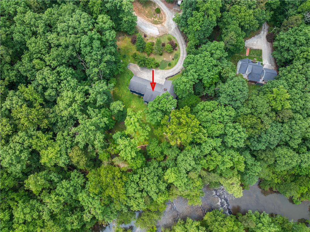 Walhalla, SC 29691,320 Holly LN