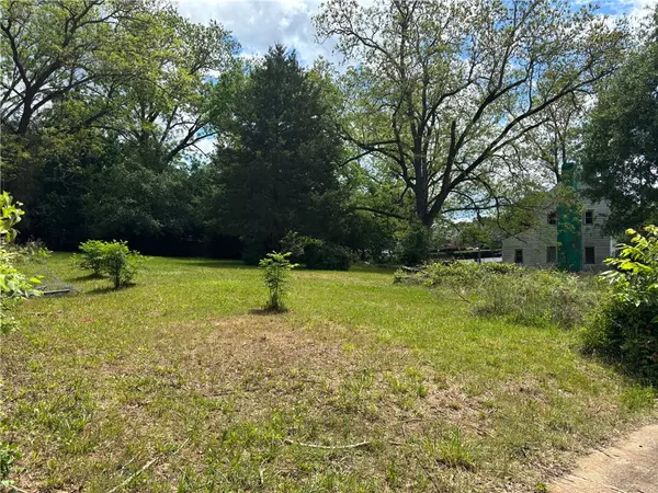 Abbeville, SC 29620,104 Henry M Turner ST