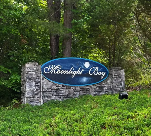 Fair Play, SC 29643,103 Moonlight DR