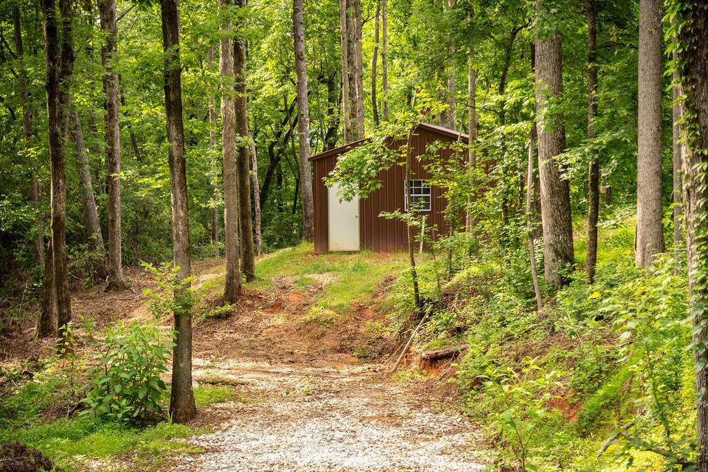 114 Pleasant View RD, Tamassee, SC 29686