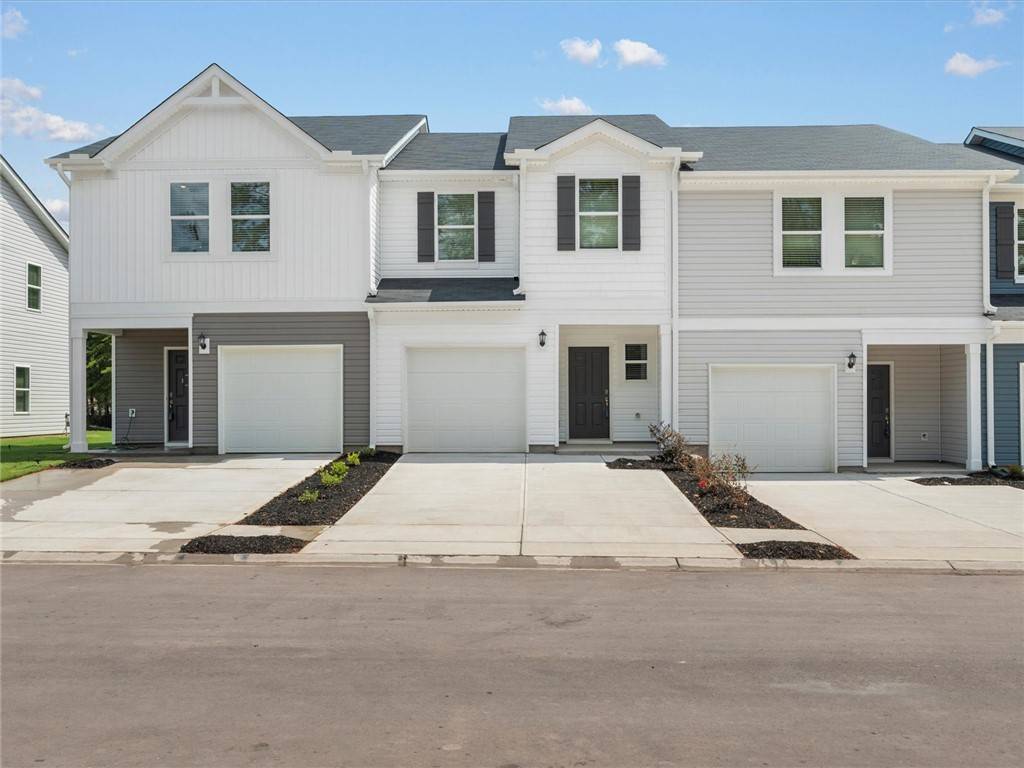 829 Ernest LN, Lyman, SC 29365