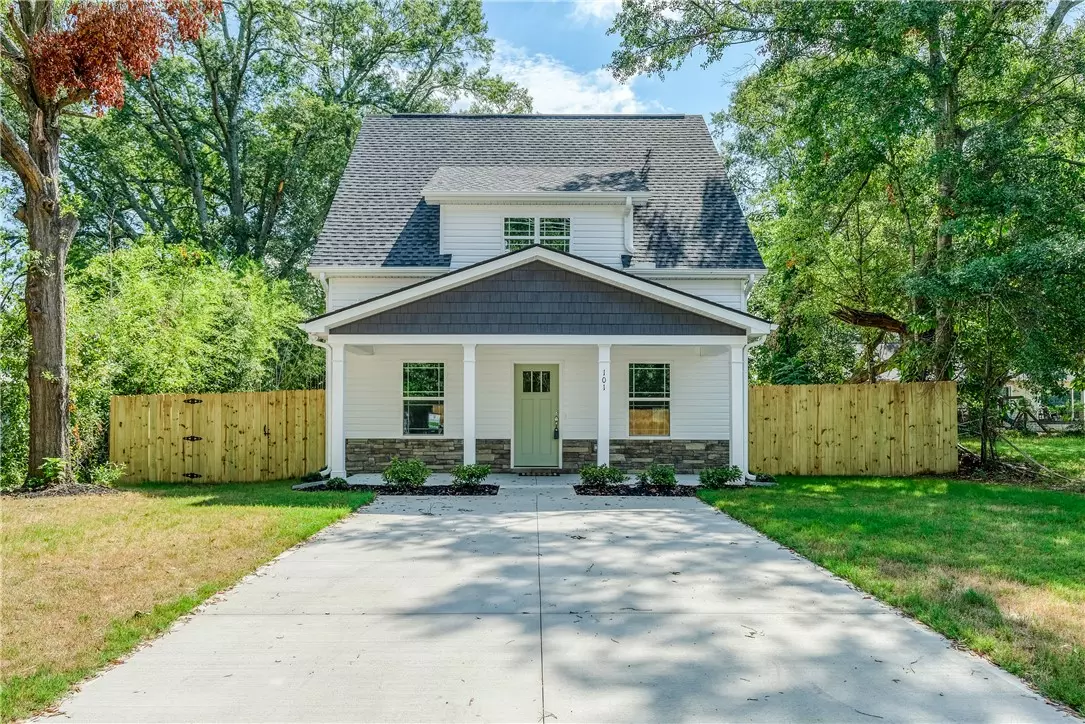 Belton, SC 29627,101 Poplar AVE