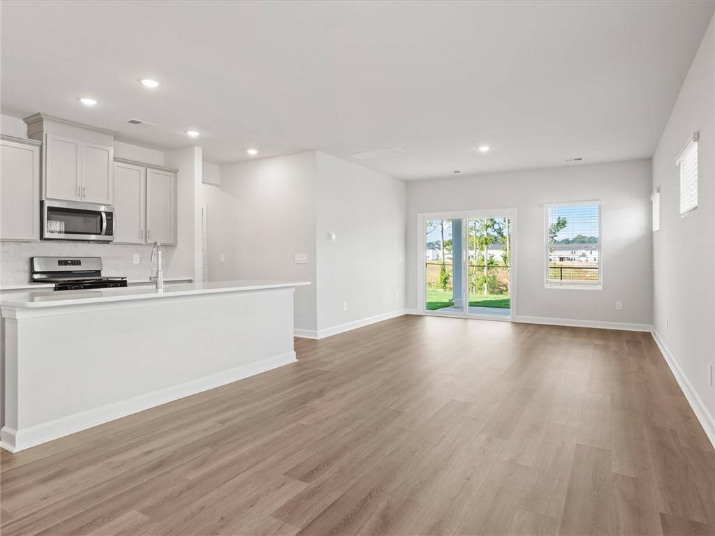 Gray Court, SC 29645,129 Gardner AVE