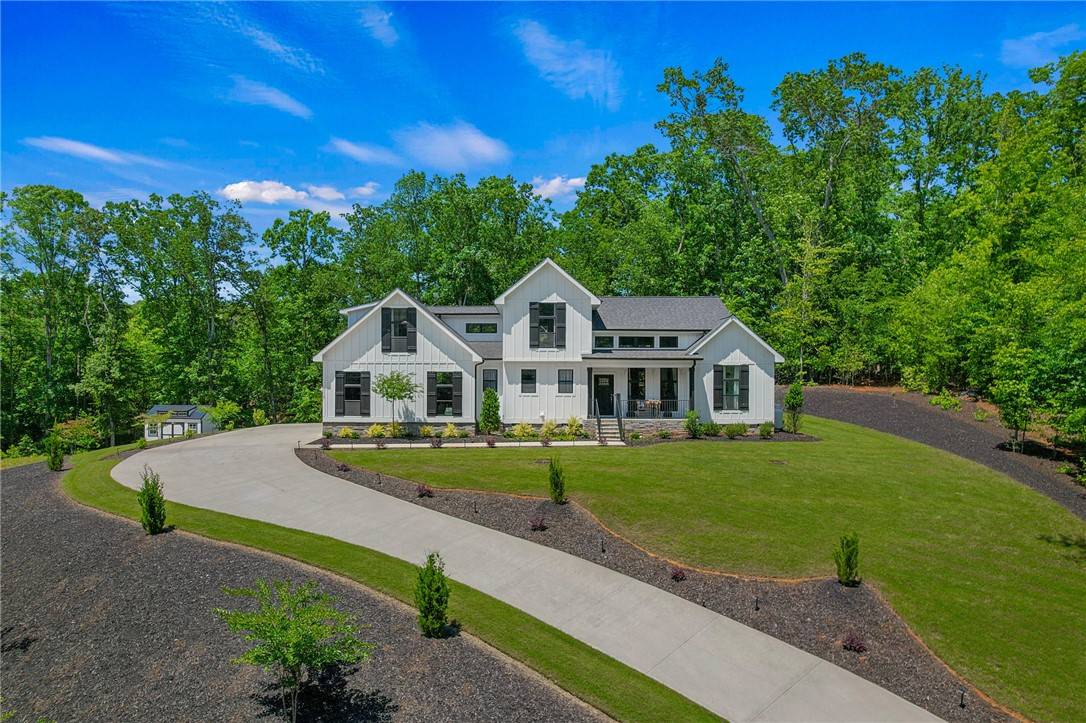 Anderson, SC 29625,110 Royal Oaks DR