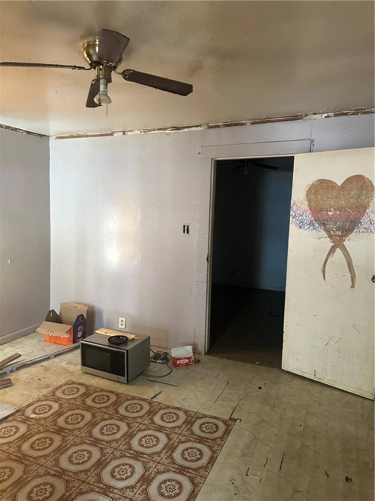 Anderson, SC 29625,109 Jones ST