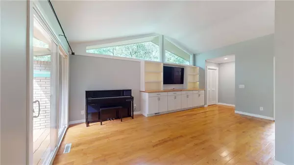 Central, SC 29630,209 Heather DR