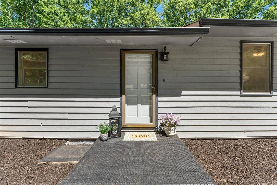 Martin, GA 30557,131 Shoreside DR