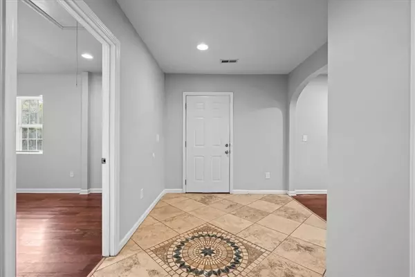 Greenville, SC 29607,215 Rebecca ST