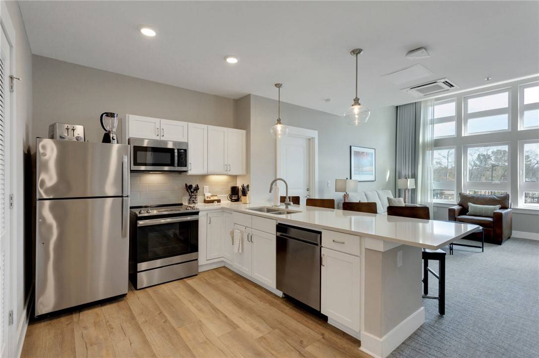 Seneca, SC 29678,13500 Clemson BLVD #3202