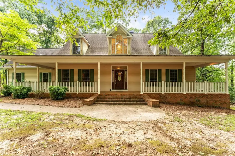 242 Pristine CV, Hartwell, GA 30643