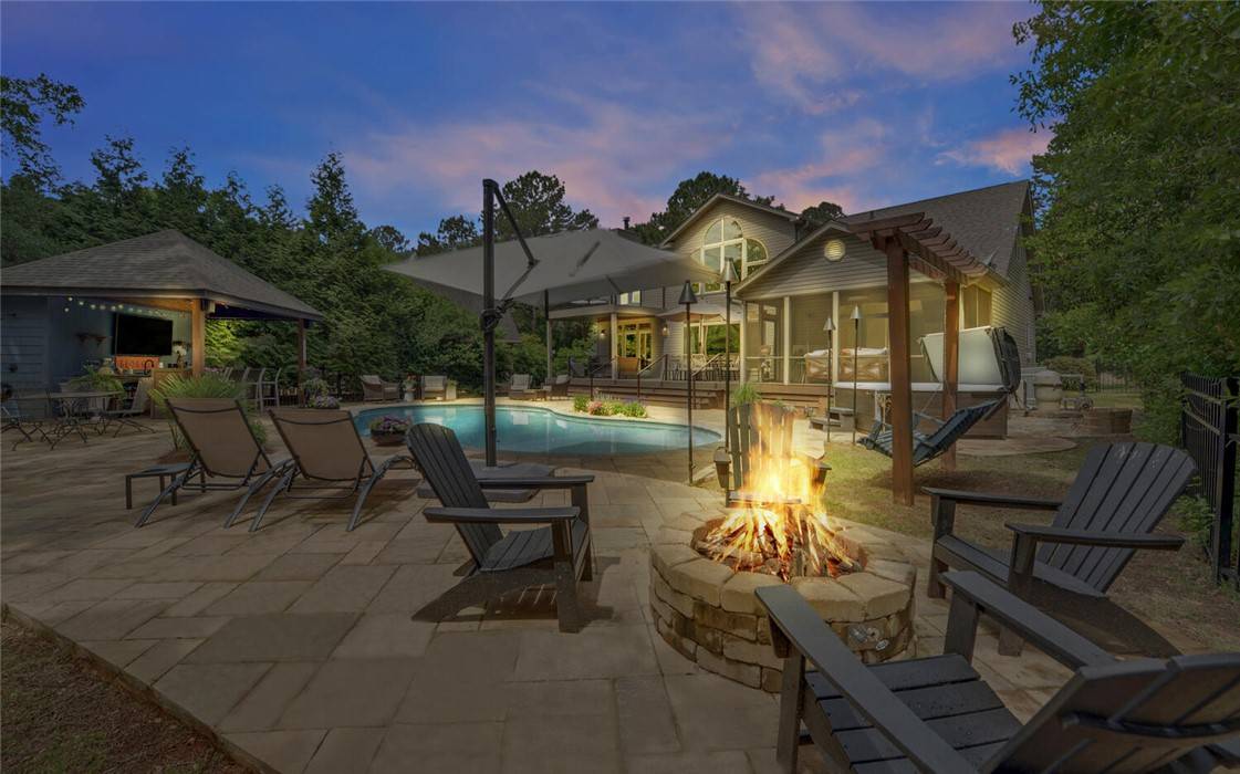 102 Northlake DR, Hartwell, SC 30643