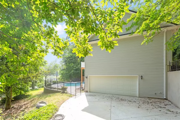 Walhalla, SC 29691,204 Lakeside DR