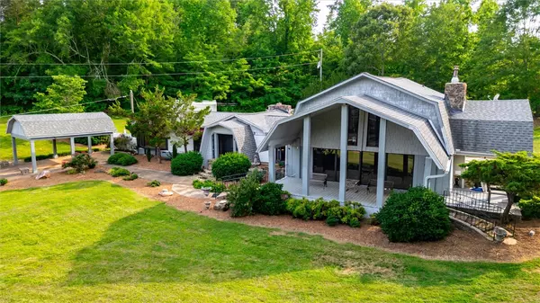Easley, SC 29640,133 Conway DR