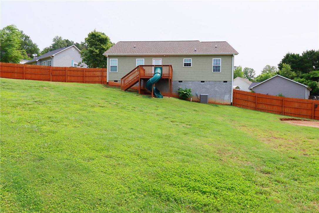Pickens, SC 29671,109 Sycamore CT