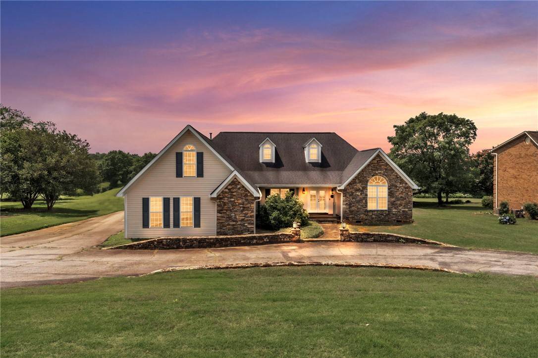 116 Fairway DR, Pickens, SC 29671