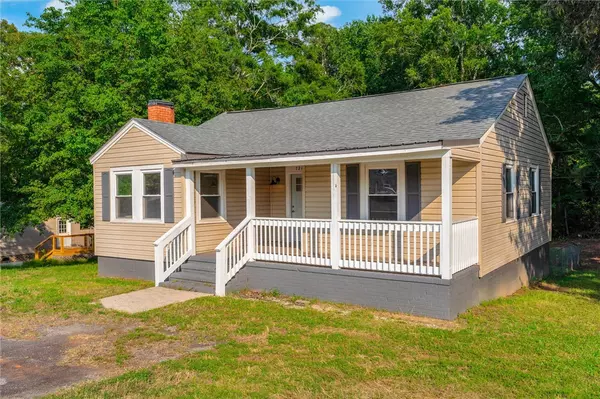 721 Central ST, Iva, SC 29655
