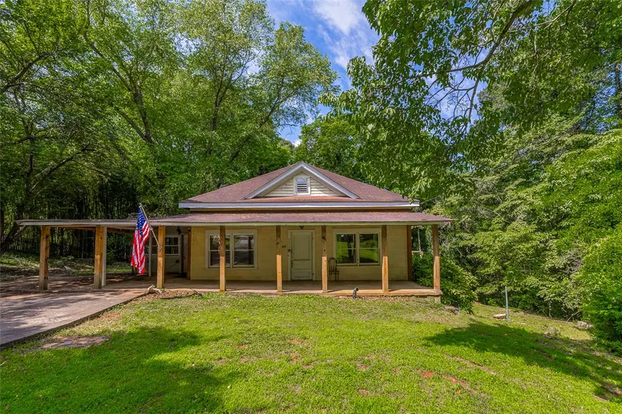 322 Circle DR, Seneca, SC 29678