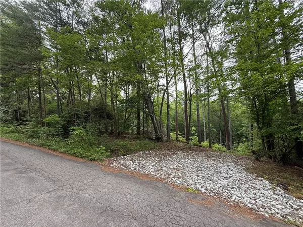 Pickens, SC 29671,318 Gauley Falls RD