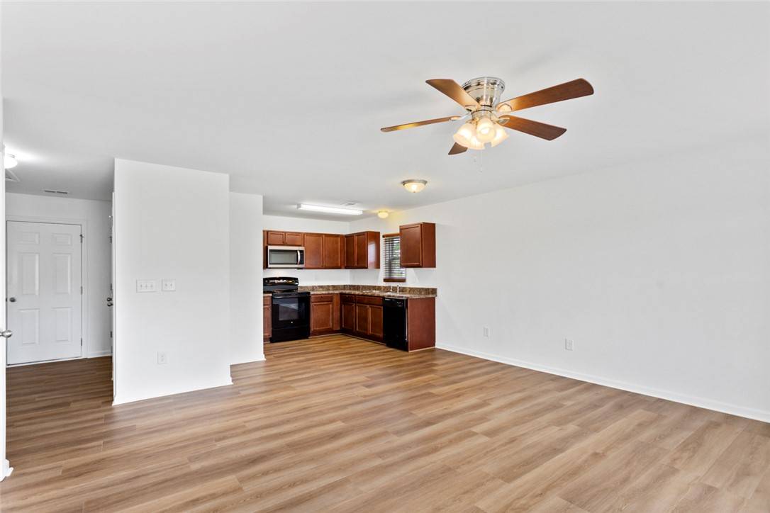 Anderson, SC 29624,163 Strawberry PL