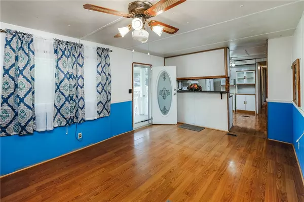 Townville, SC 29689,303 Cole RD