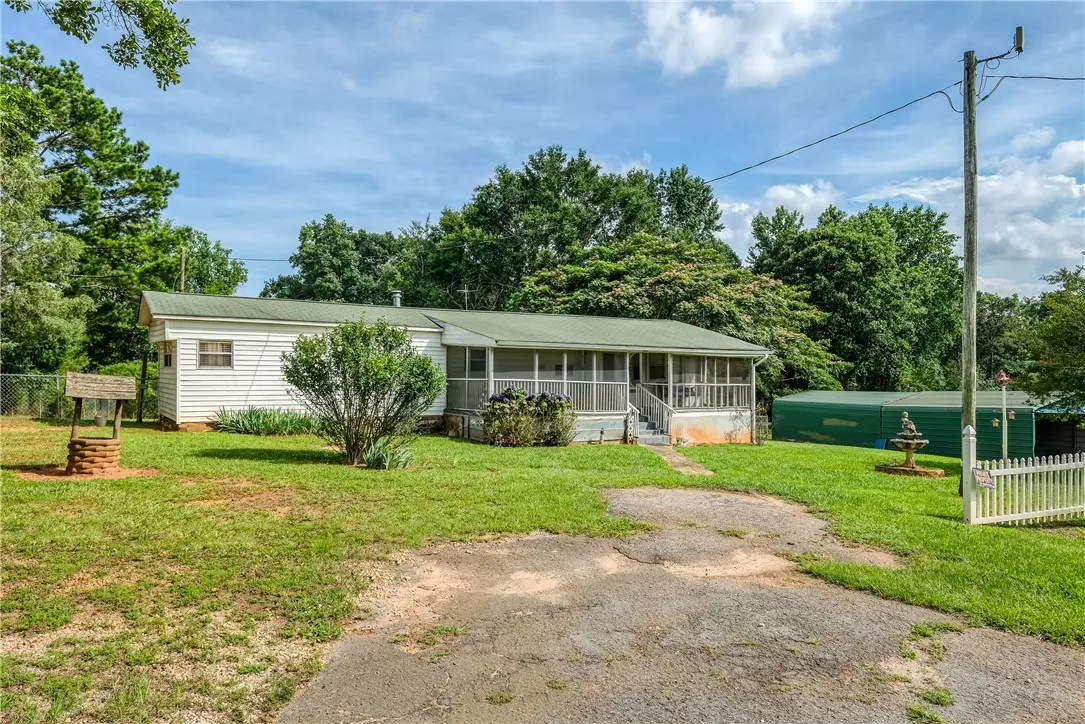 Townville, SC 29689,303 Cole RD