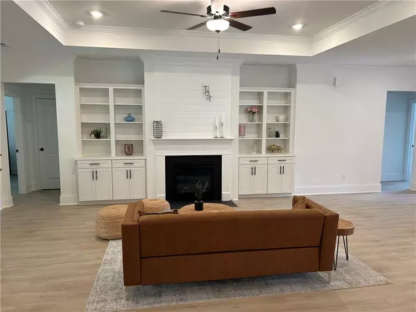 Central, SC 29630,110 Shale DR