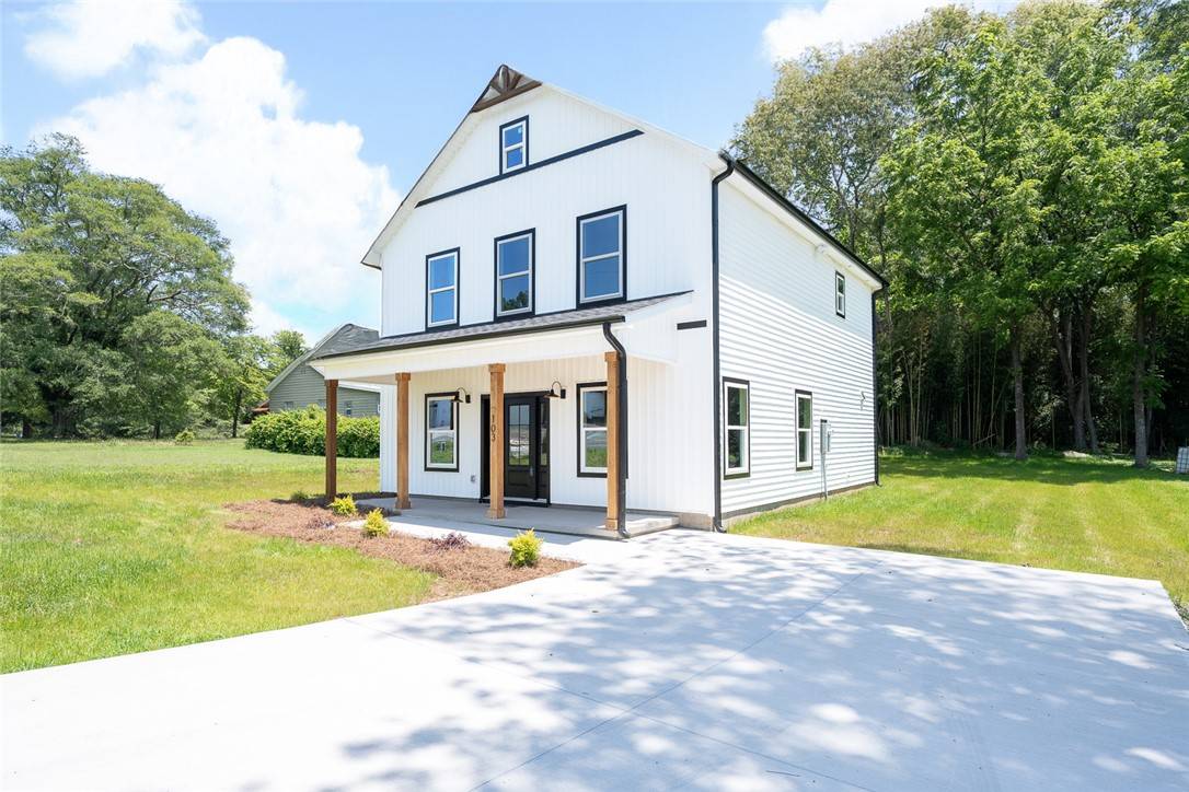 103 Cedar Falls RD, Fountain Inn, SC 29644