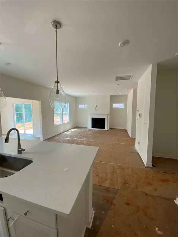 Central, SC 29630,9 Sweetgrass ST