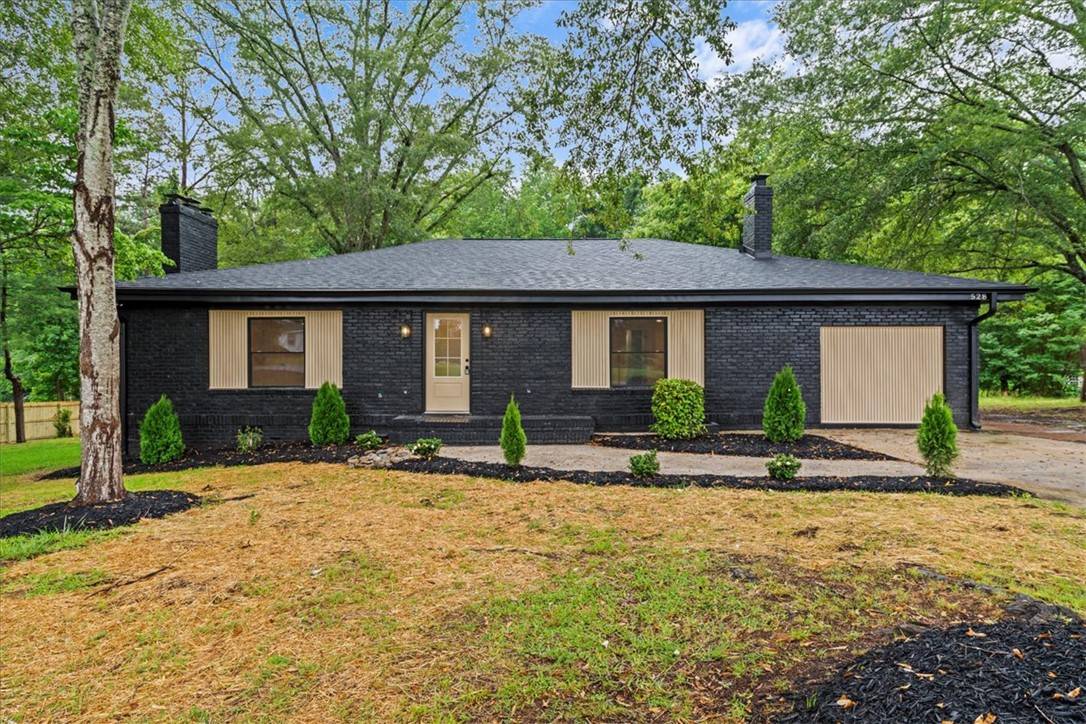 528 Garvin ST, Pickens, SC 29671
