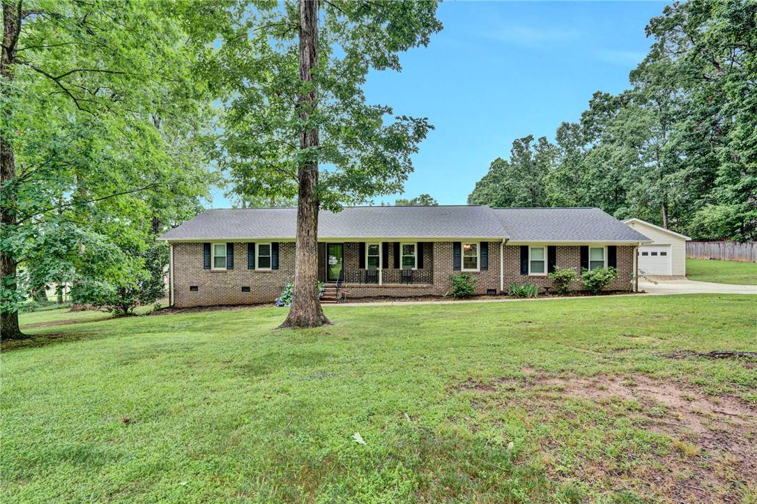 125 White Oak DR, Easley, SC 29642